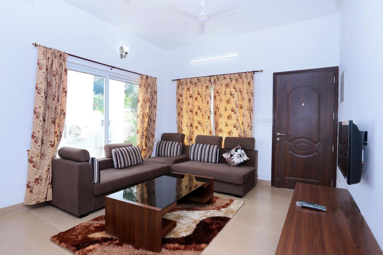 Oyo 24200 Bahri Beautiful Country Hotel Ayyampālaiyam Екстериор снимка