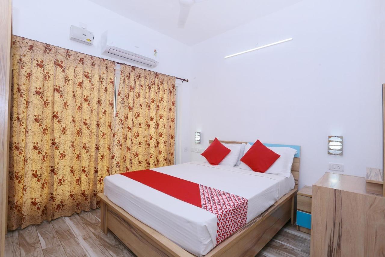 Oyo 24200 Bahri Beautiful Country Hotel Ayyampālaiyam Екстериор снимка